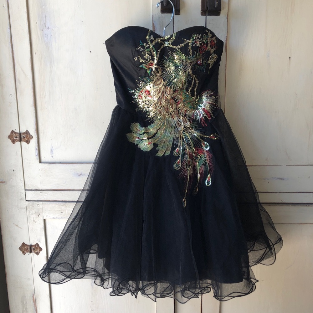 Ultimate partydress, glittery peacock, black tulle